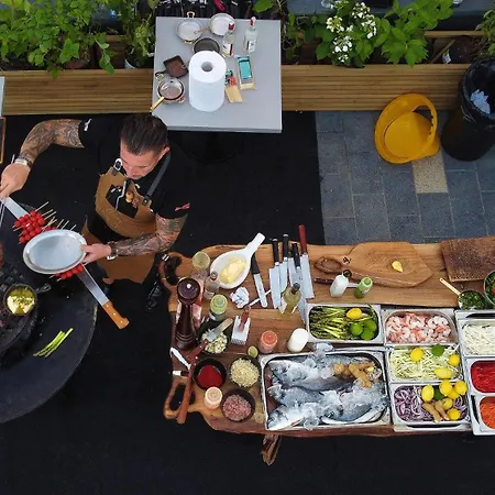 Summer Waves In Alezzi Pool&spa-parking Appartement