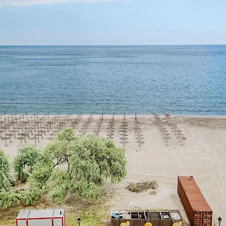 Summer Waves In Alezzi Pool&spa-parking Apartment *