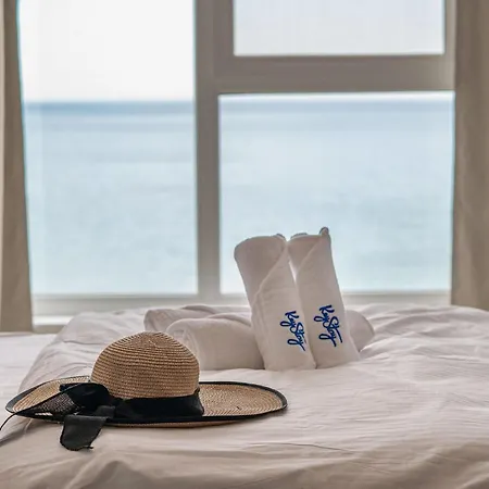 Daire Summer Waves Pool&spa-parking Navodari