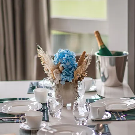 Summer Waves In Alezzi Pool&spa-parking Apartment *